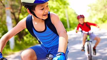 boys cycling